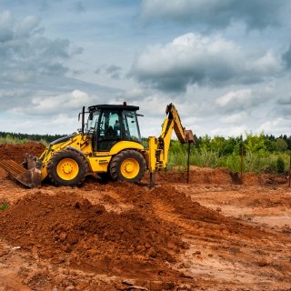 Limpeza de terreno Porto feliz Rede de drenagem Sorocaba Obras de infraestrutura civil Itu